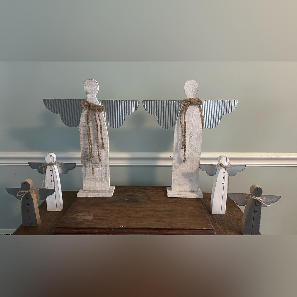 Set of wooden/tin angels (6)